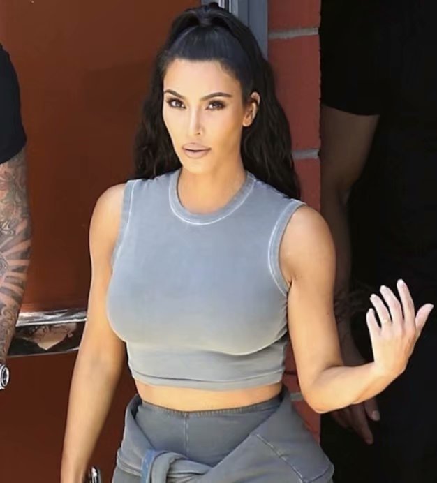 Short Cropped Solid Color Tank Top